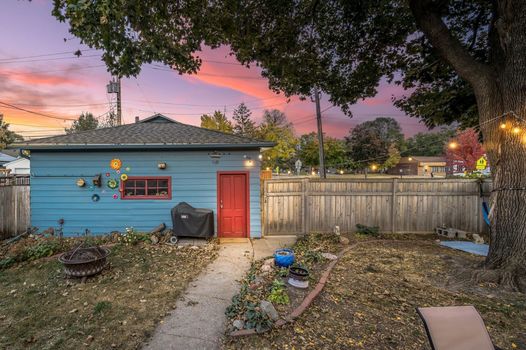 4157 42nd Avenue S 51