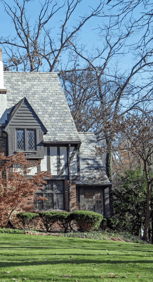 English-Tudor-List-Your-Home-With-Travis-Erickson-3