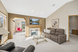 25_593_Terrace_Courte25_mls