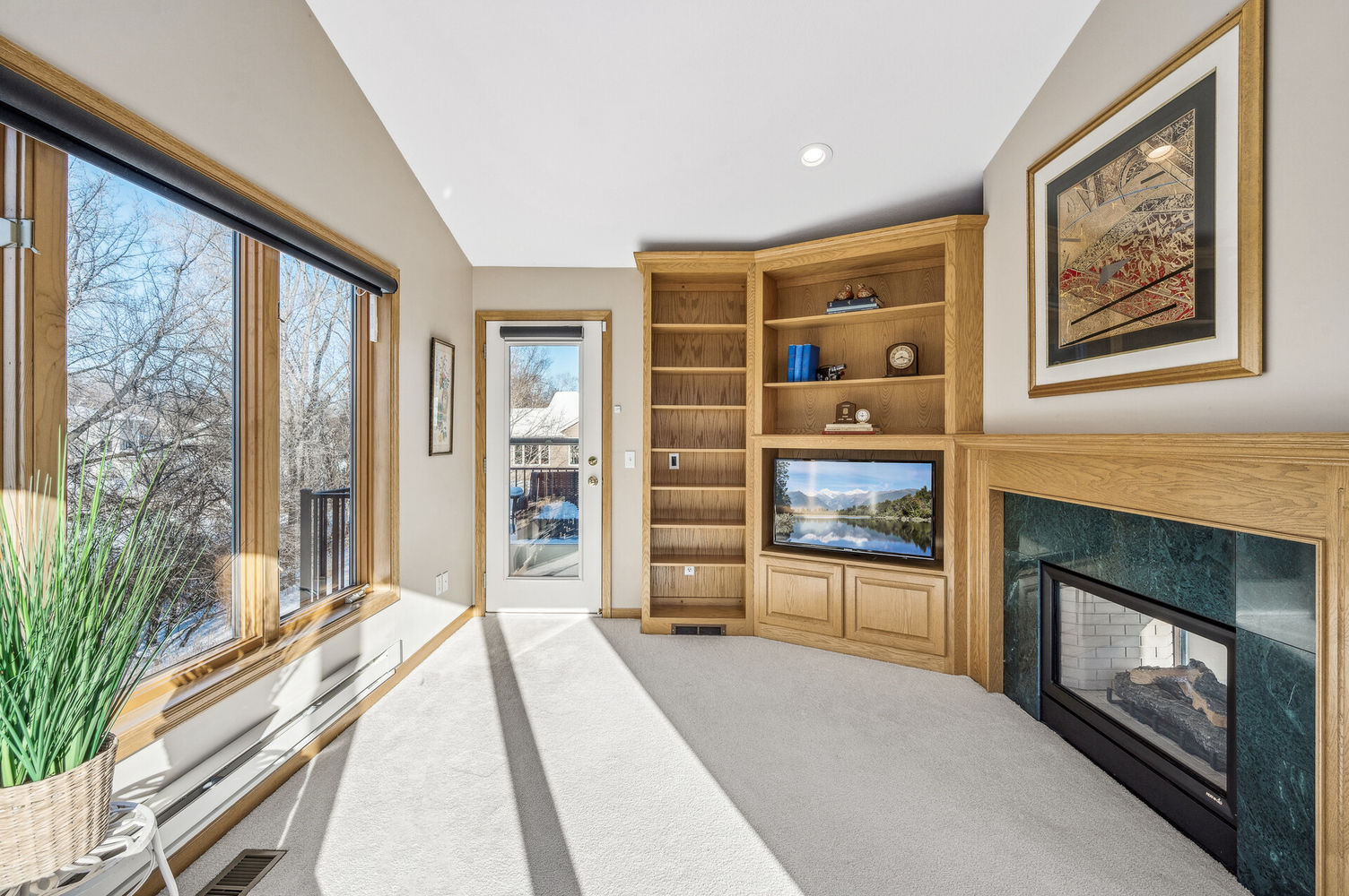 27_593_Terrace_Courte27_mls