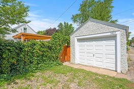 3633-44th-Garage
