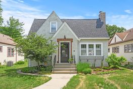 3633-44th-front-green-web