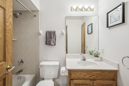 44_593_Terrace_Courte44_mls