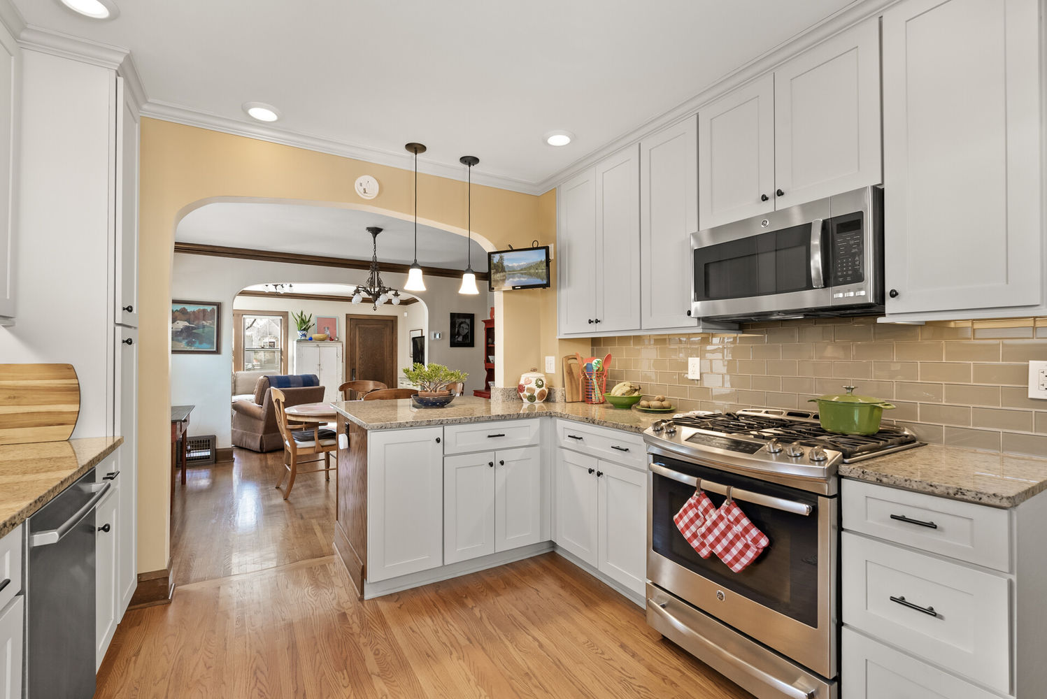 68_3633_44th17 (1)_mls