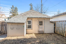 44_3233_Holmes44_mls