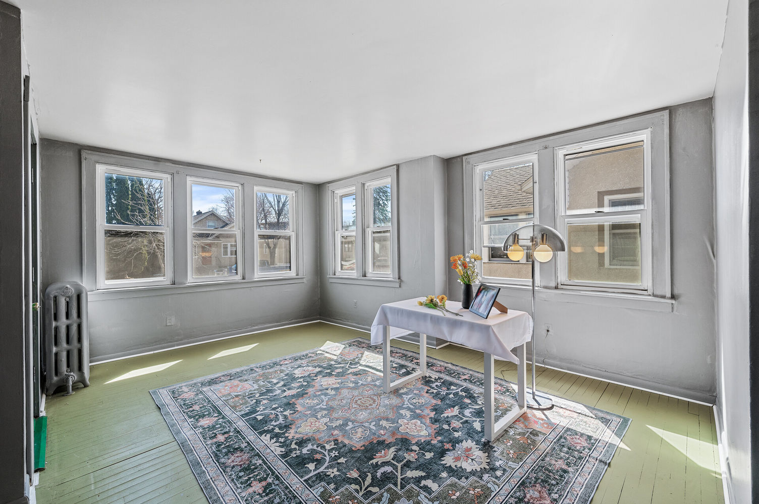 05_4532_43rd_Ave_S5_mls