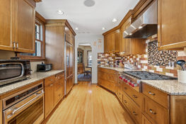 22_1651_Highland22_mls