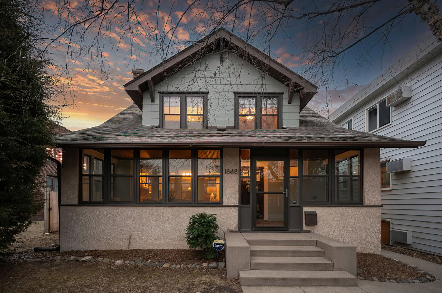 55_1888_Grand_AT4_mls