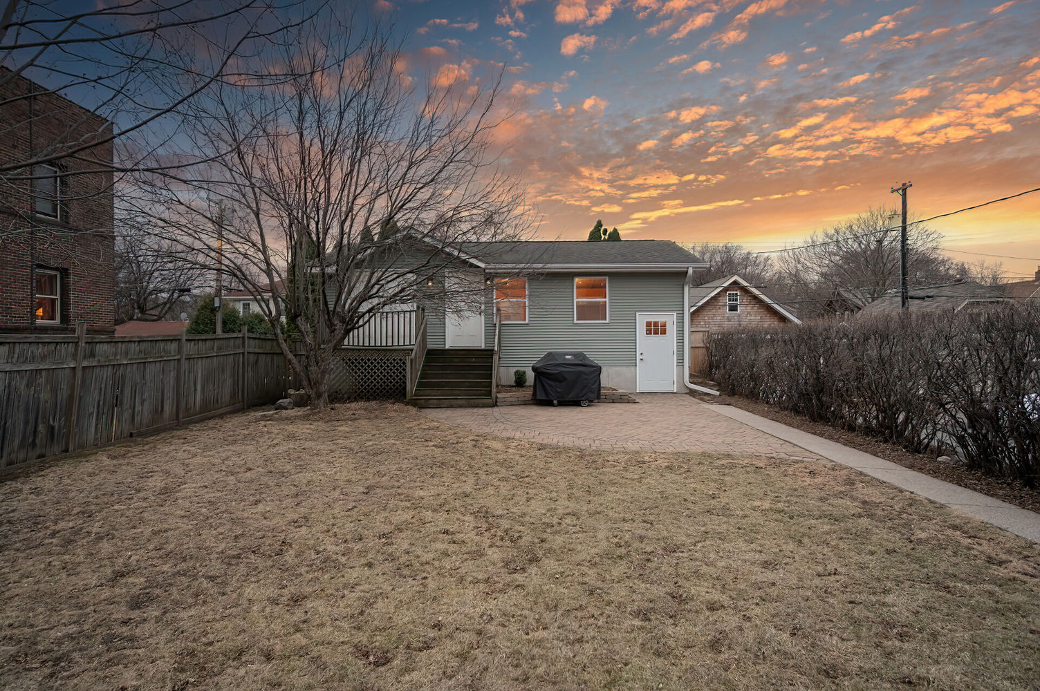 62_1888_Grand_AT11_mls