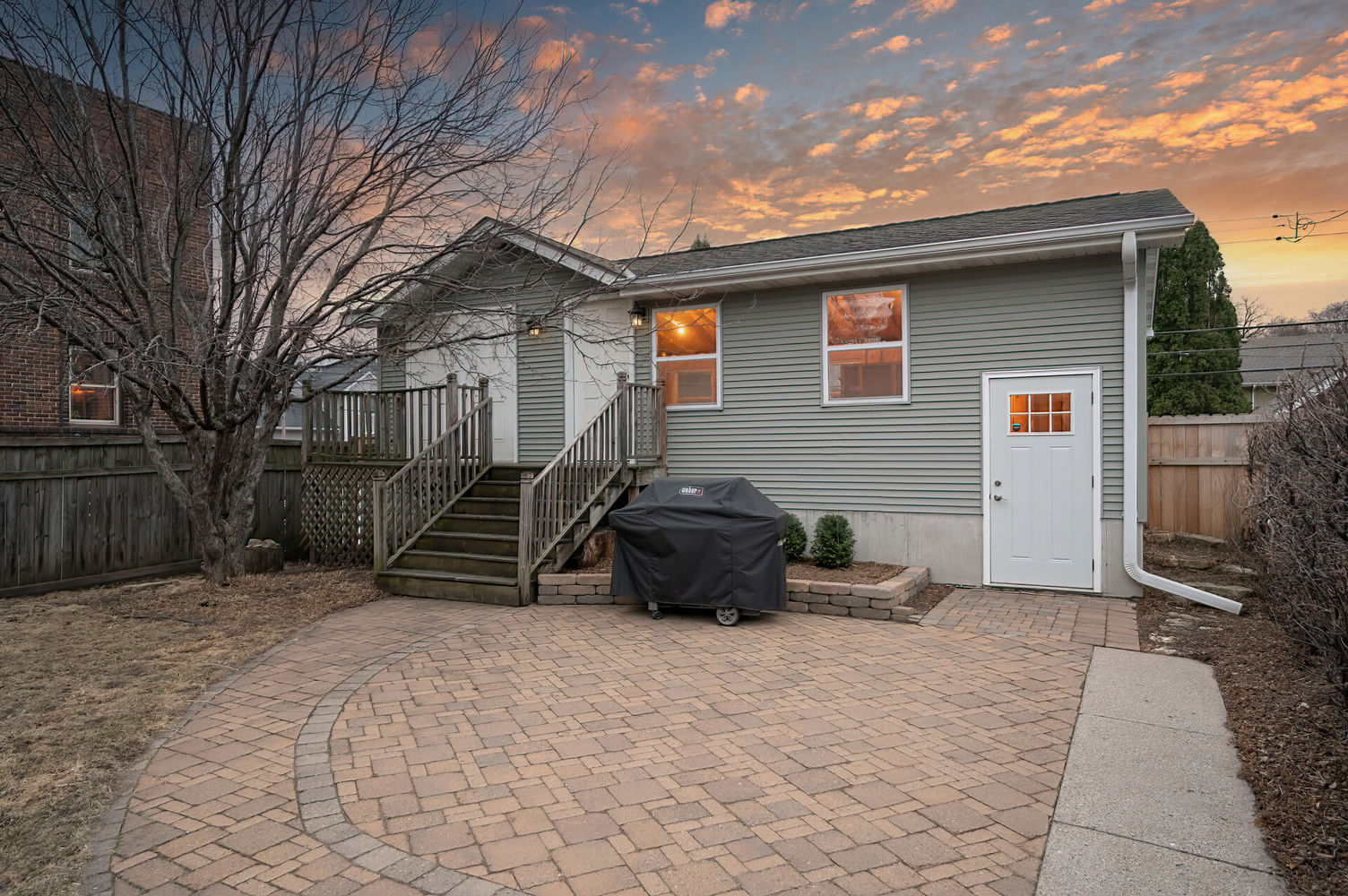 63_1888_Grand_AT12_mls