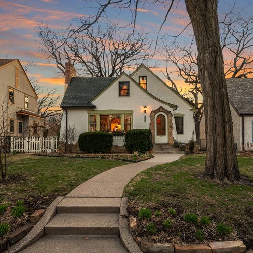 Best Realtor In Longfellow