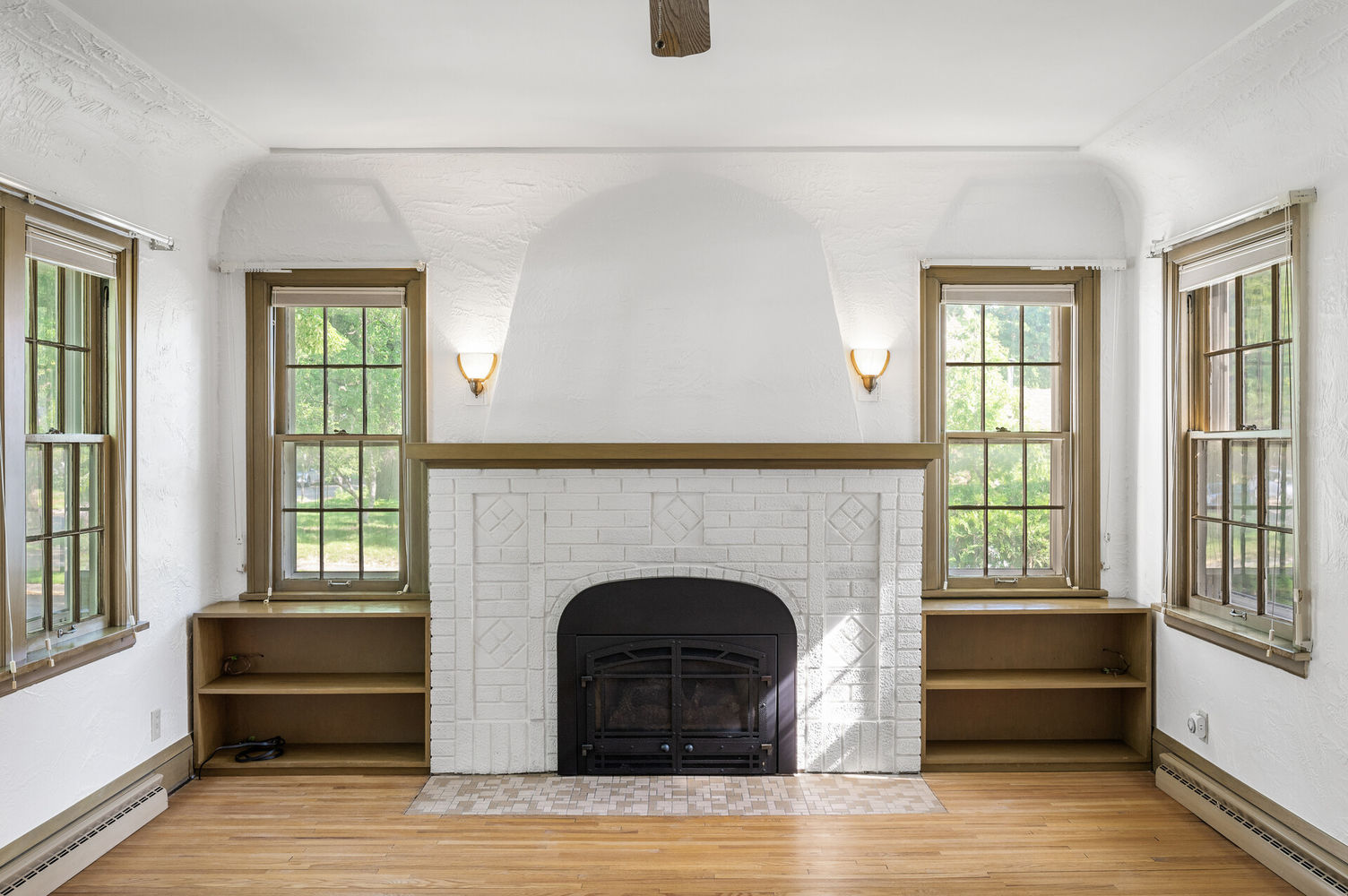 08_3701_45th_ave_s8_mls