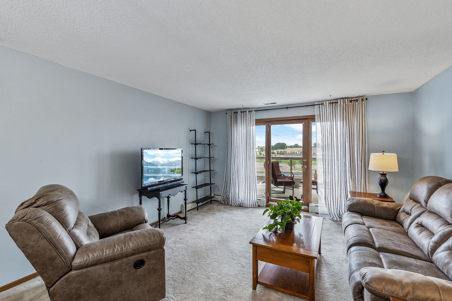 12_14575_Burma12_mls