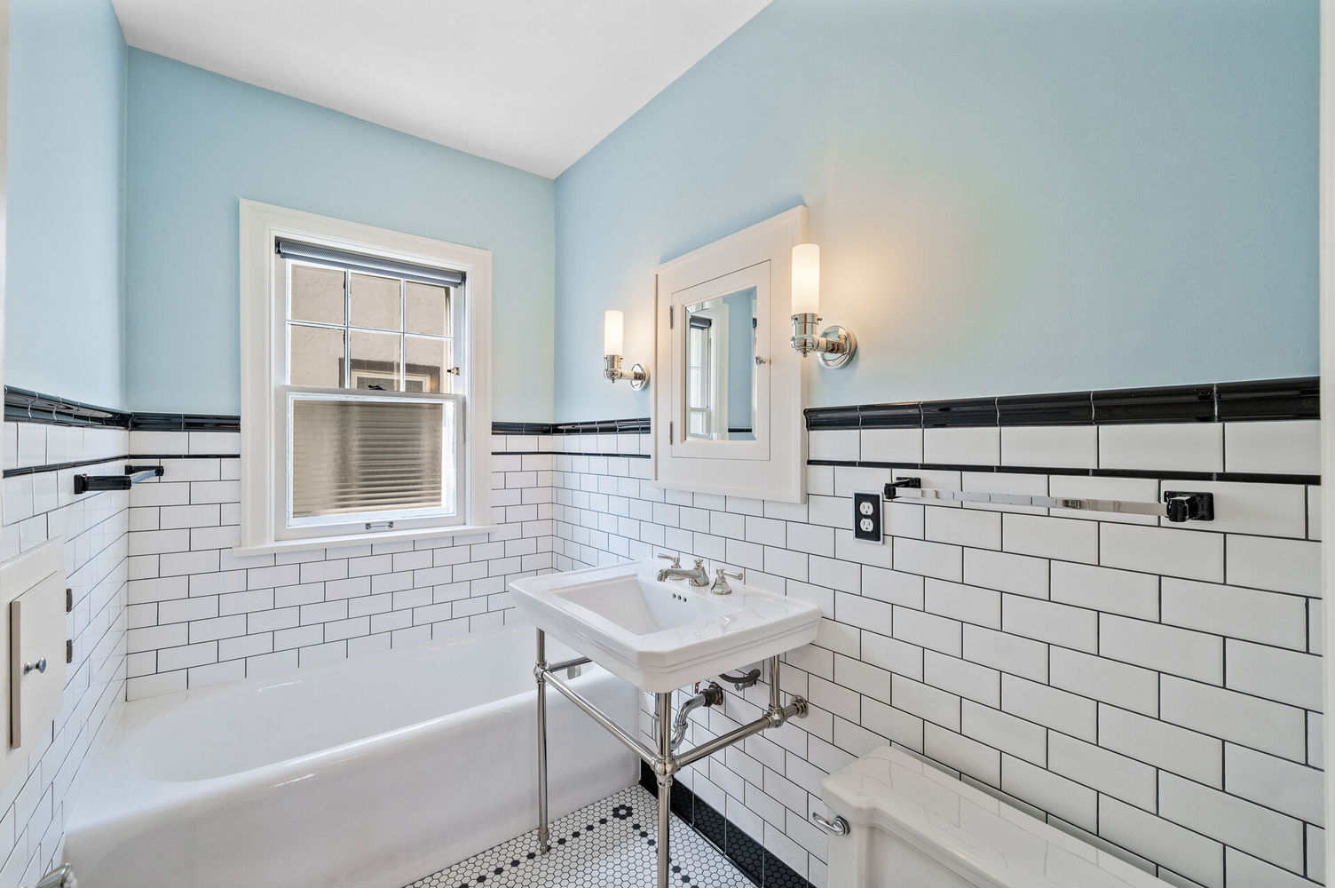 14_3701_45th_ave_s14_mls