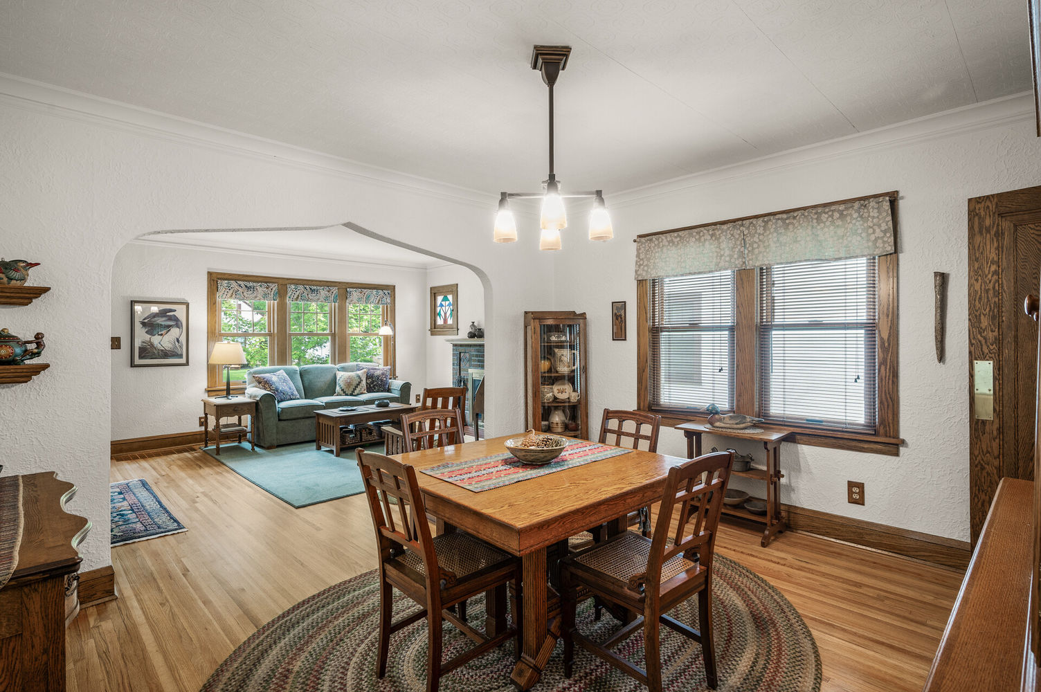 17_3632_44th_Ave_S7_mls