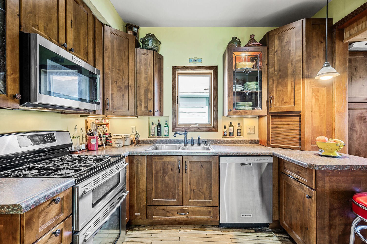 21_3231_41st_Avenue_S12_mls