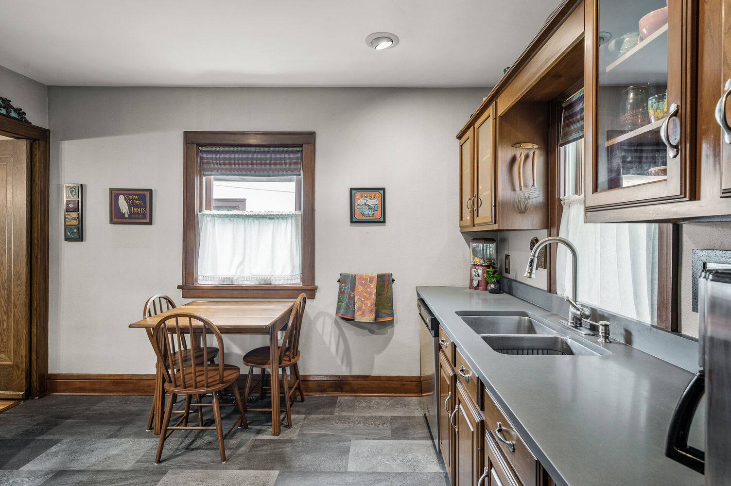 22_3632_44th_Ave_S12_mls