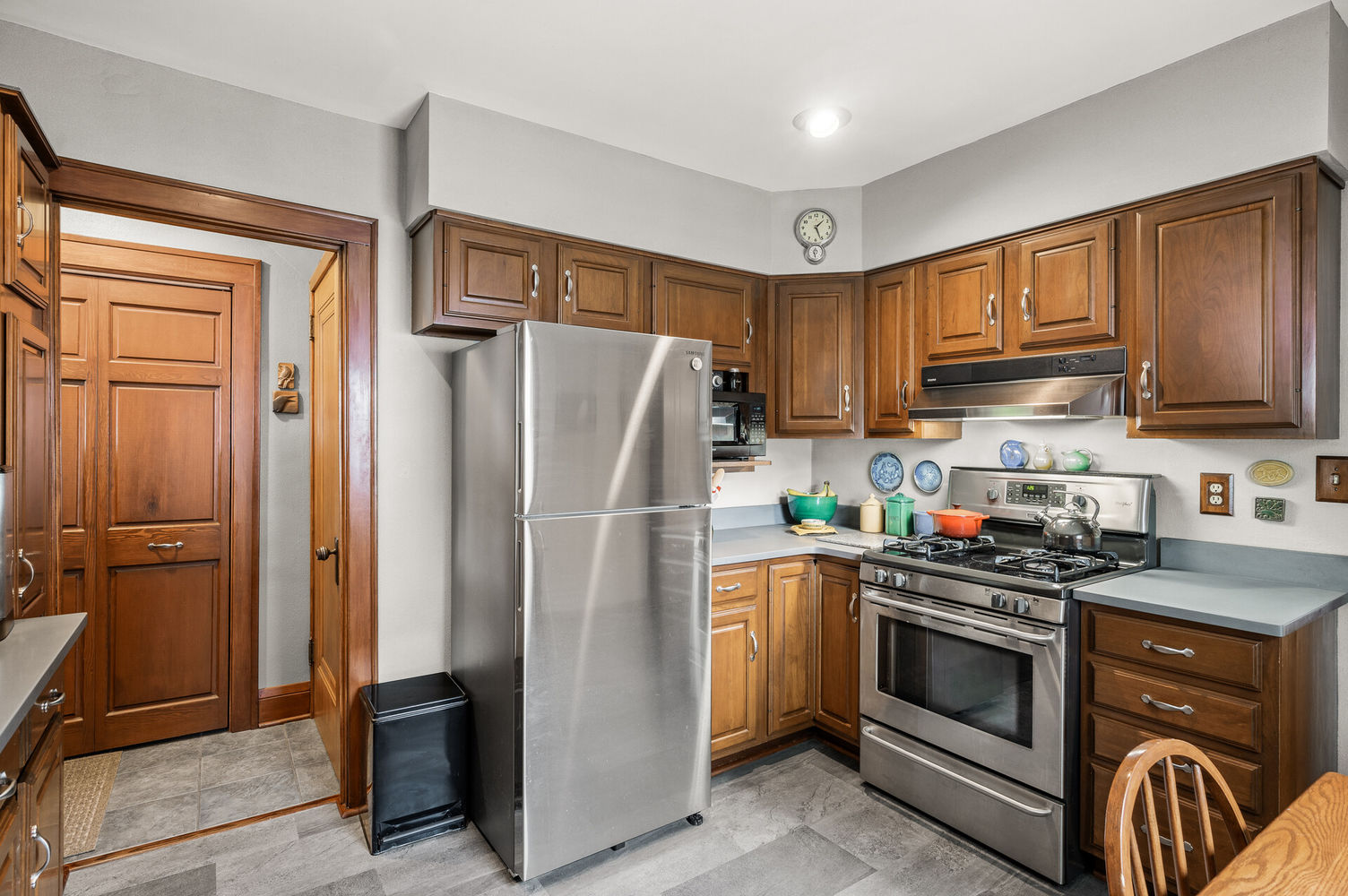 23_3632_44th_Ave_S13_mls