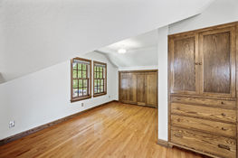 29_3701_45th_ave_s29_mls