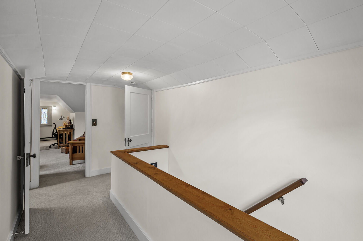 31_3632_44th_Ave_S21_mls