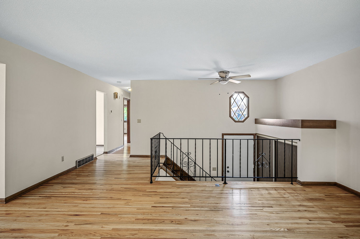 04_4158_Shirlee_Lane_S4_mls