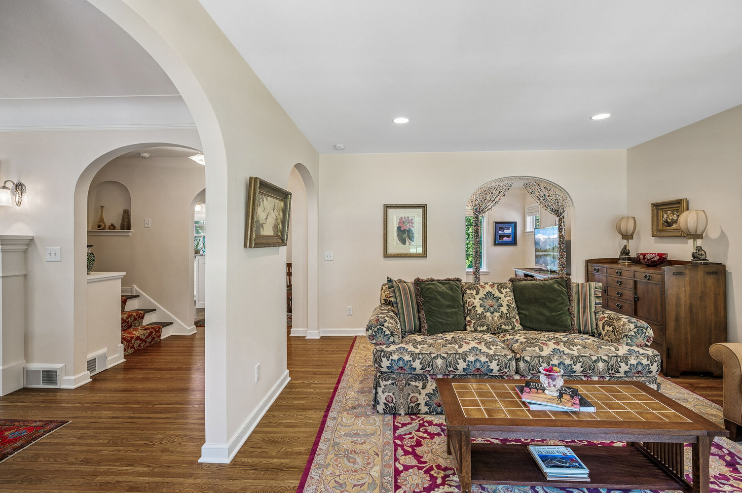 06_3712_Edmund_Blvd6_mls