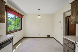 10_4158_Shirlee_Lane_S10_mls