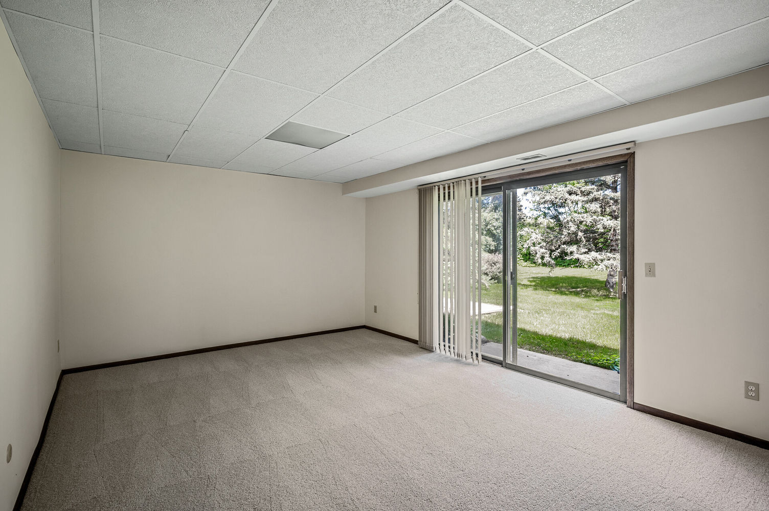 14_4158_Shirlee_Lane_S14_mls