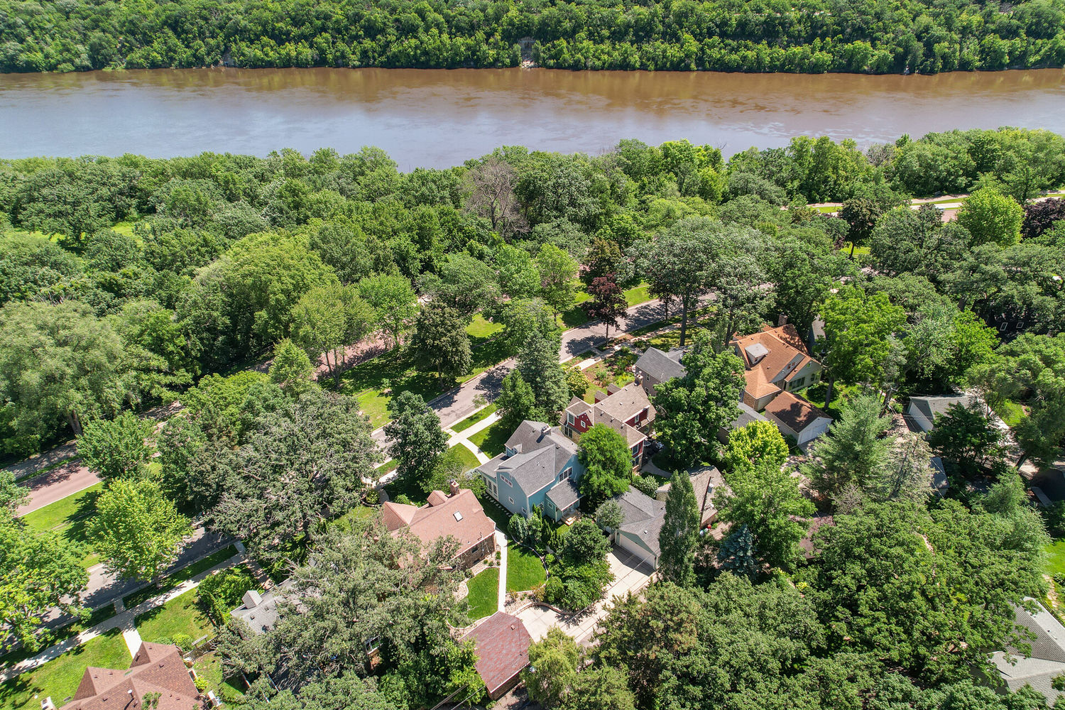 56_3712_Edmund_Blvd56_mls