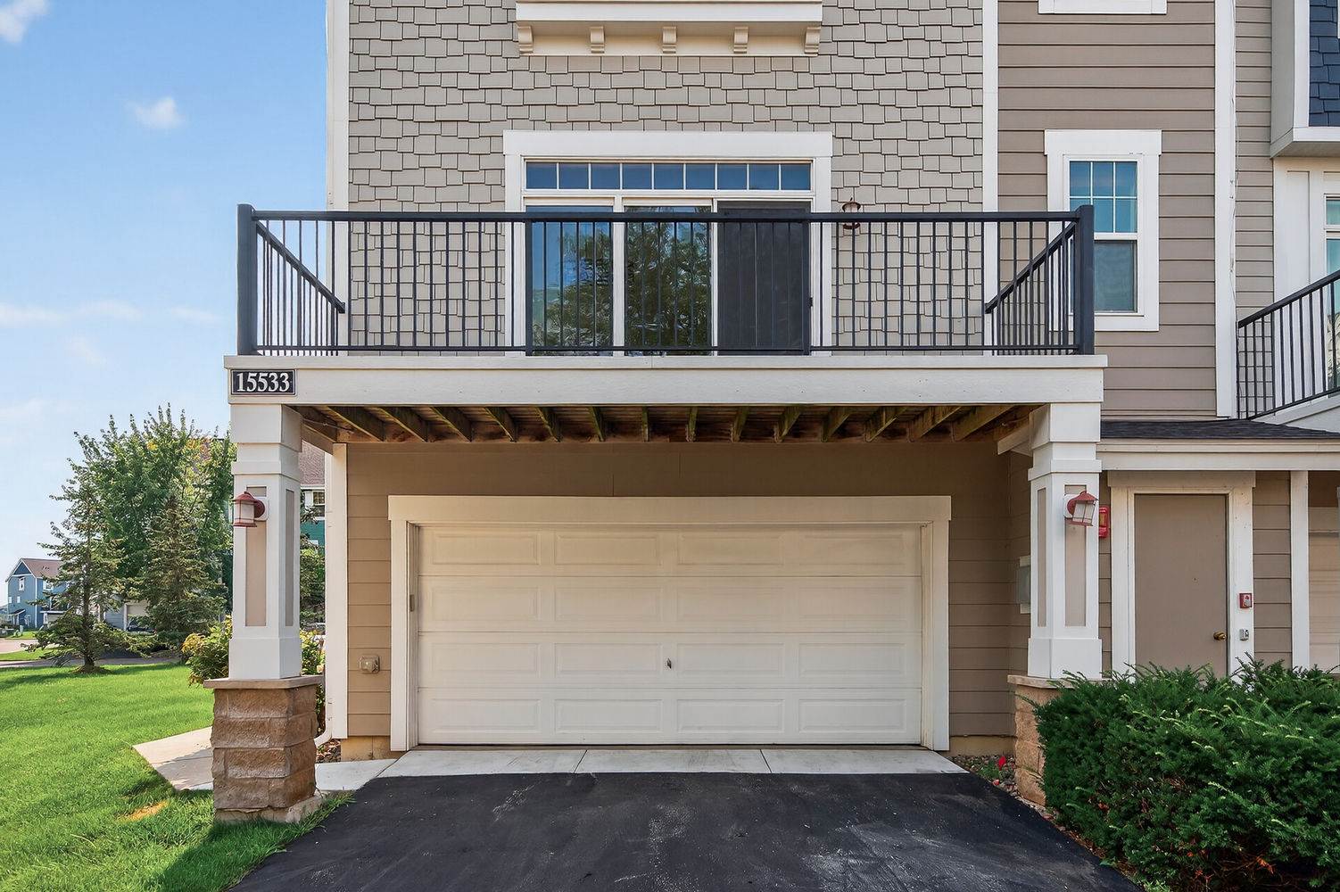 05_15533_Eagle_Shore5_mls