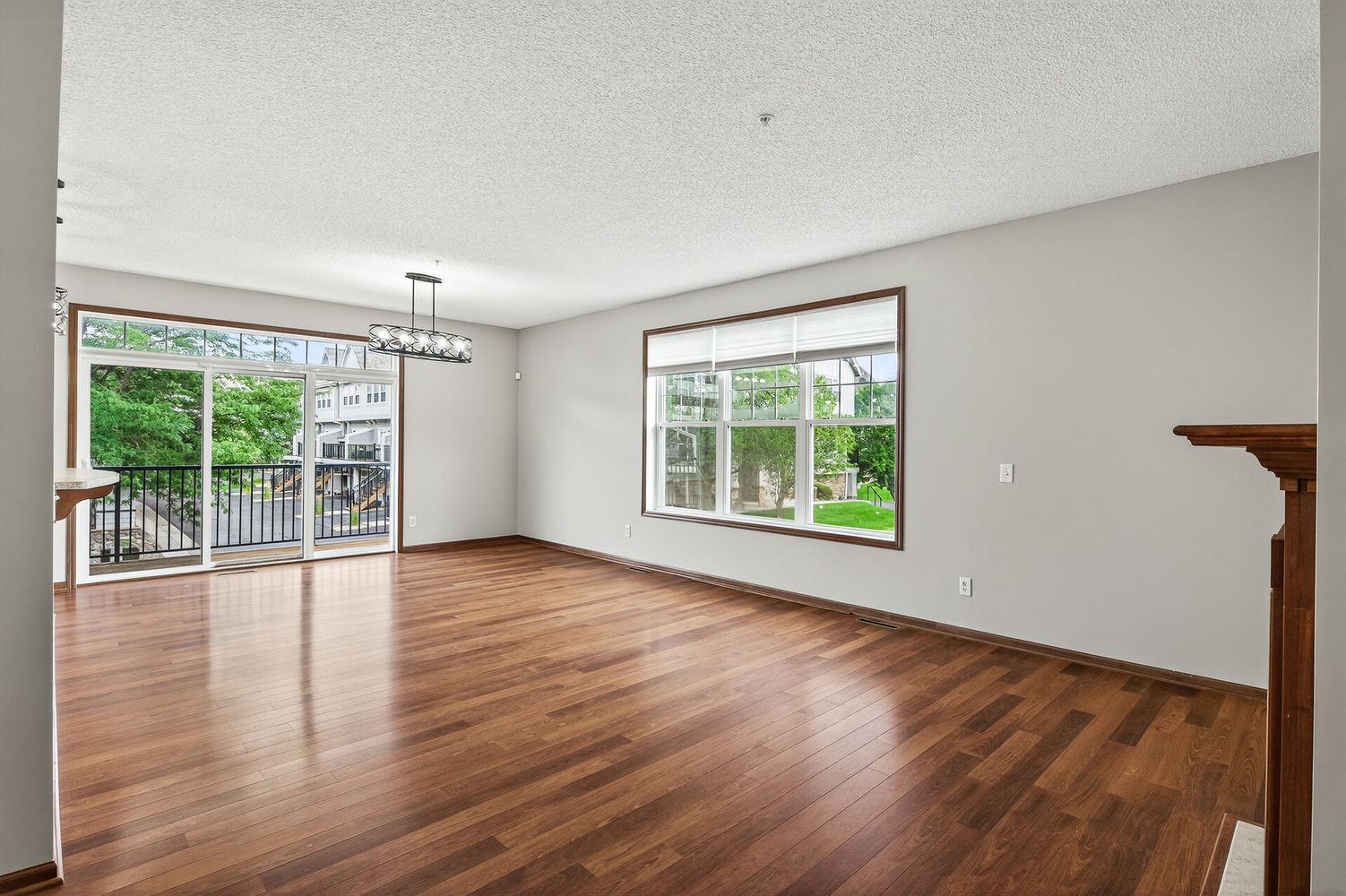 10_15533_Eagle_Shore10_mls