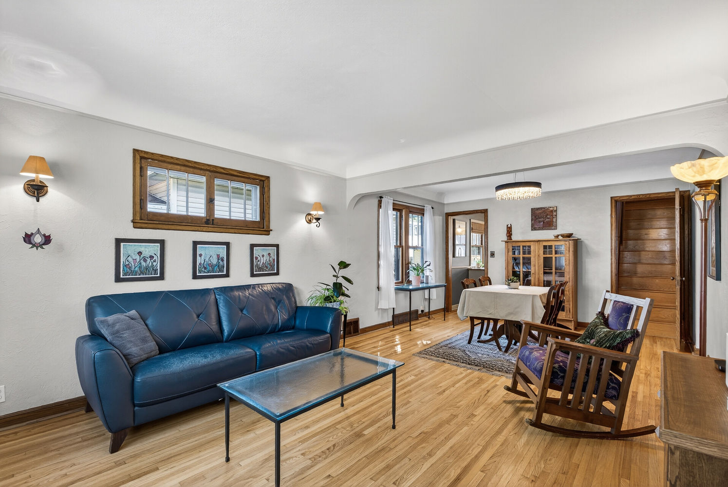 10_3904_44th_Ave_S10_mls