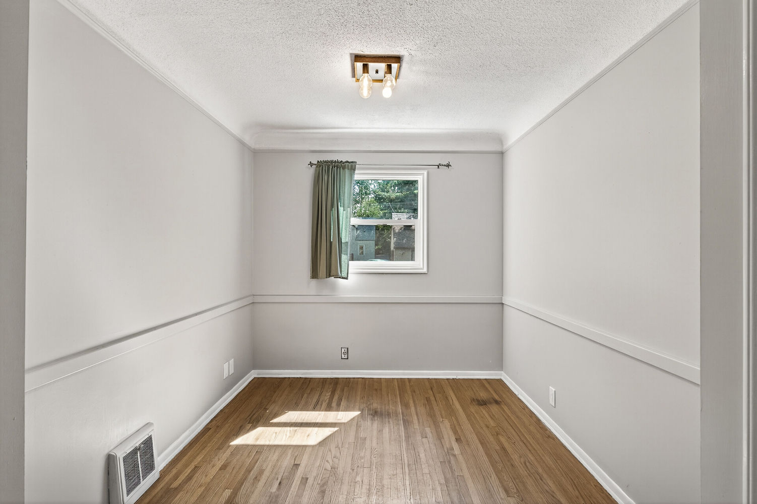 11_5106_Aldrich11_mls