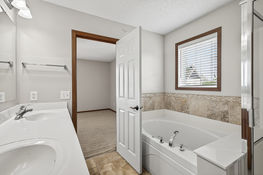 28_15533_Eagle_Shore28_mls