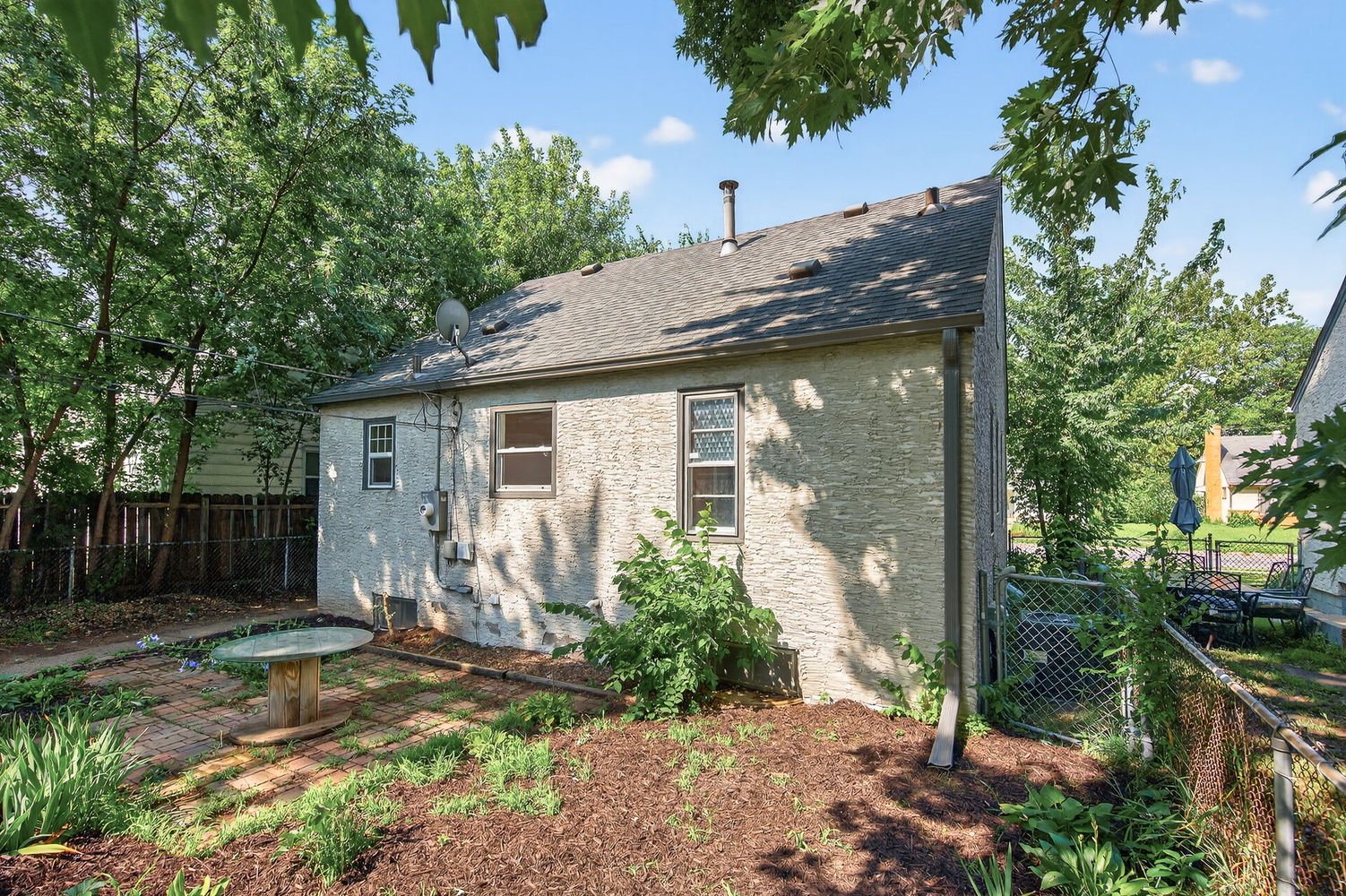 44_5106_Aldrich44_mls