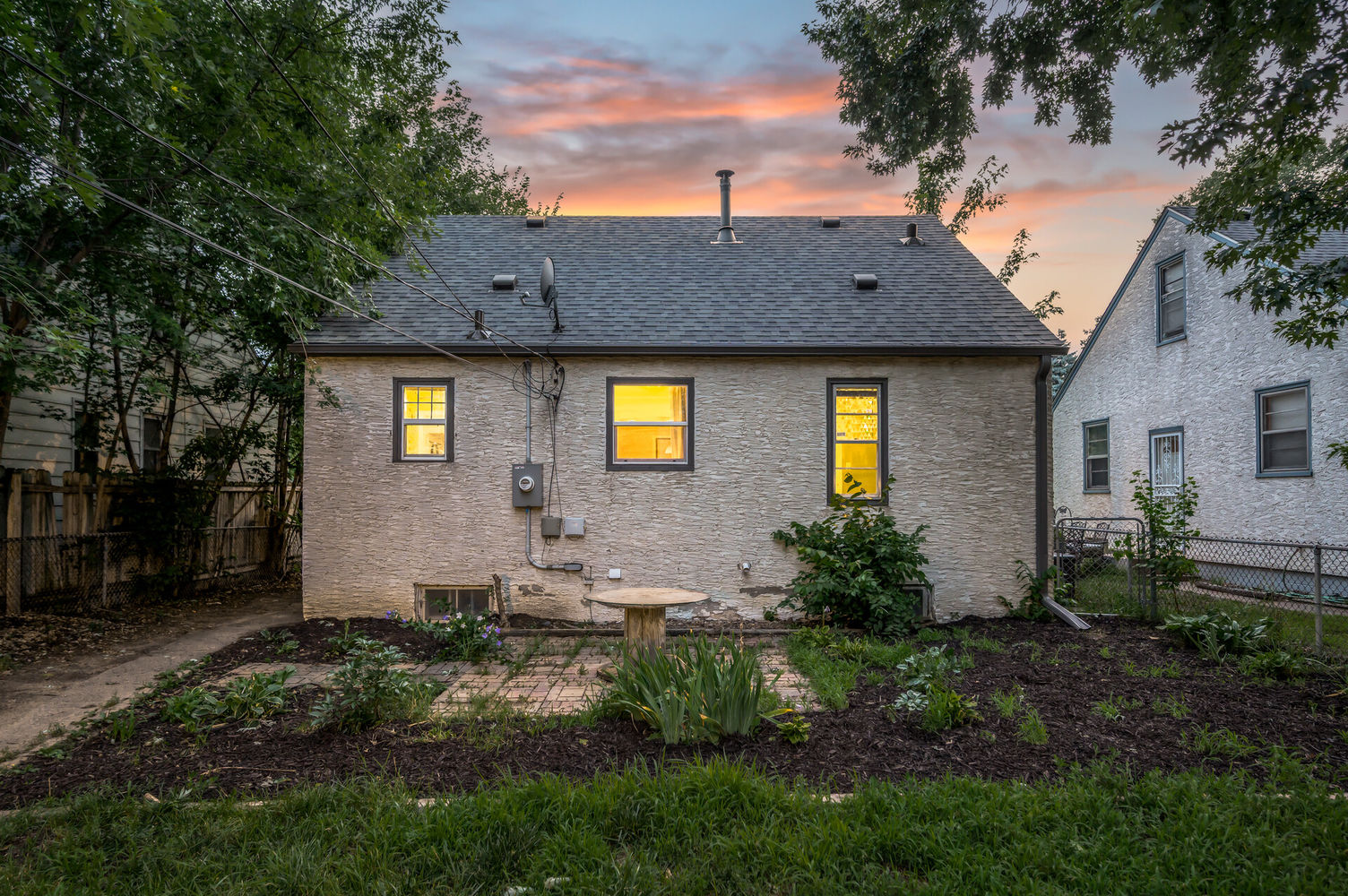 53_5106_Aldrich_AT6_mls