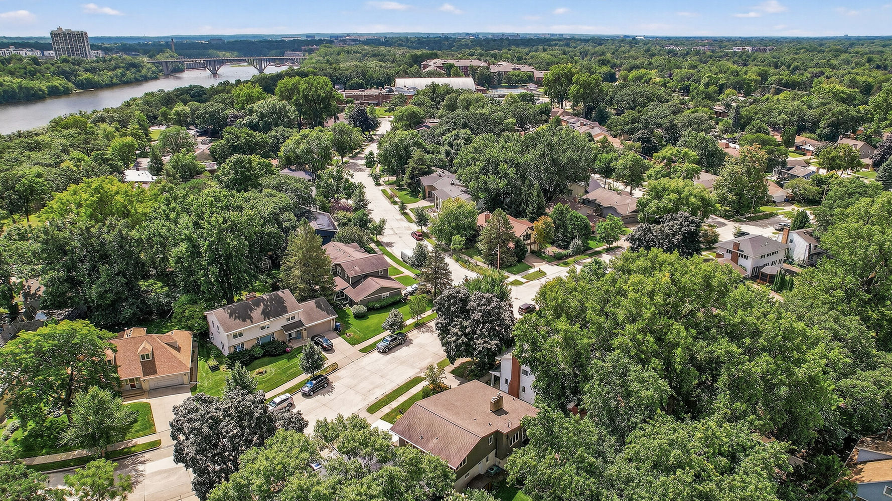 61_4830_Northrop_Dr51_mls