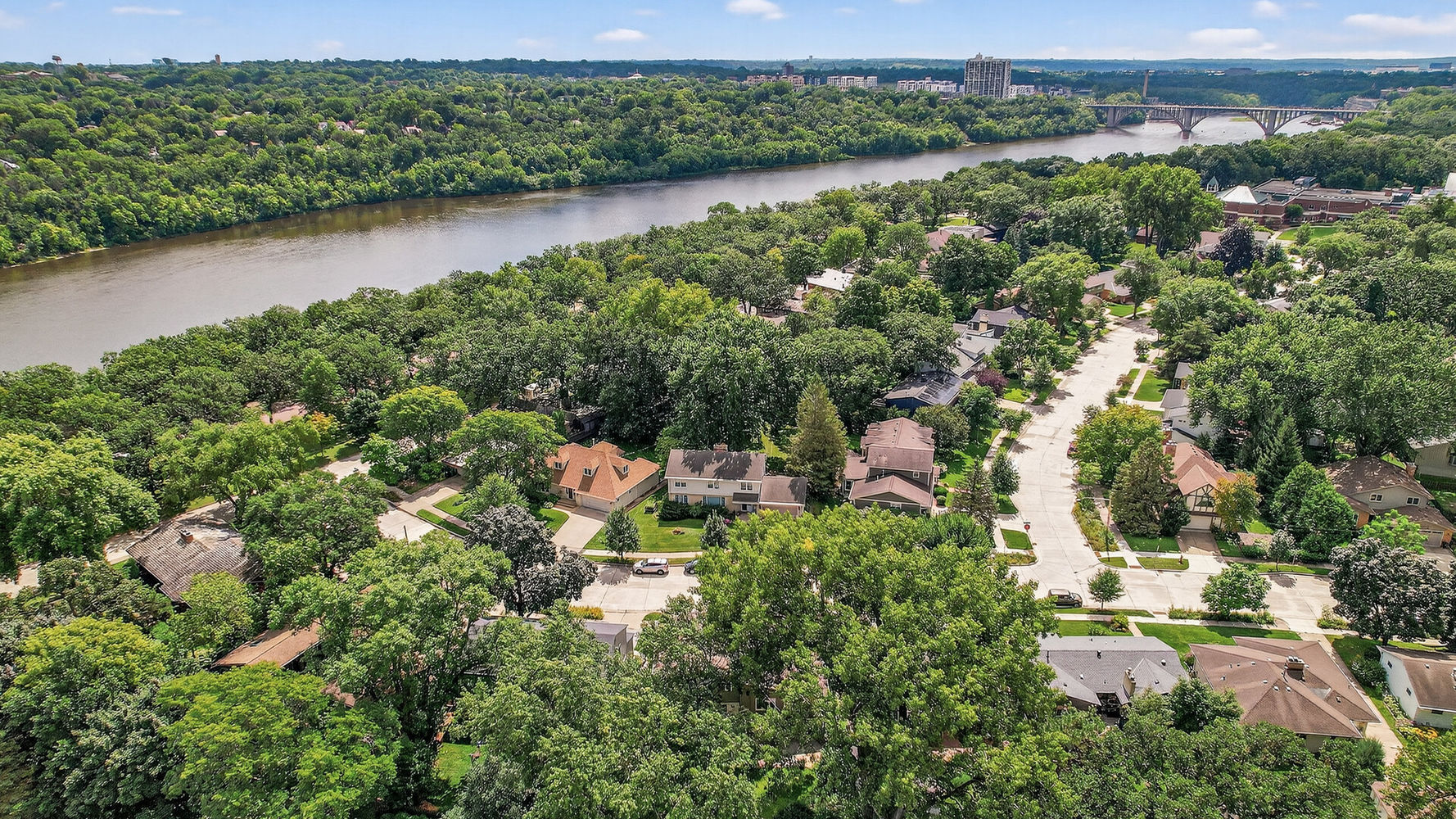 62_4830_Northrop_Dr52_mls