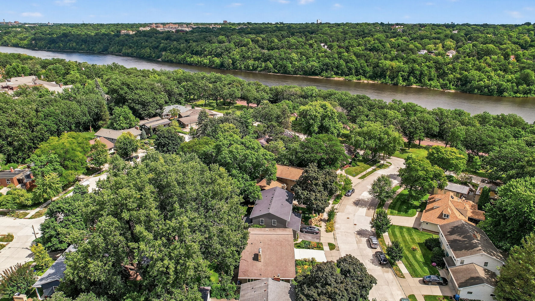 63_4830_Northrop_Dr53_mls