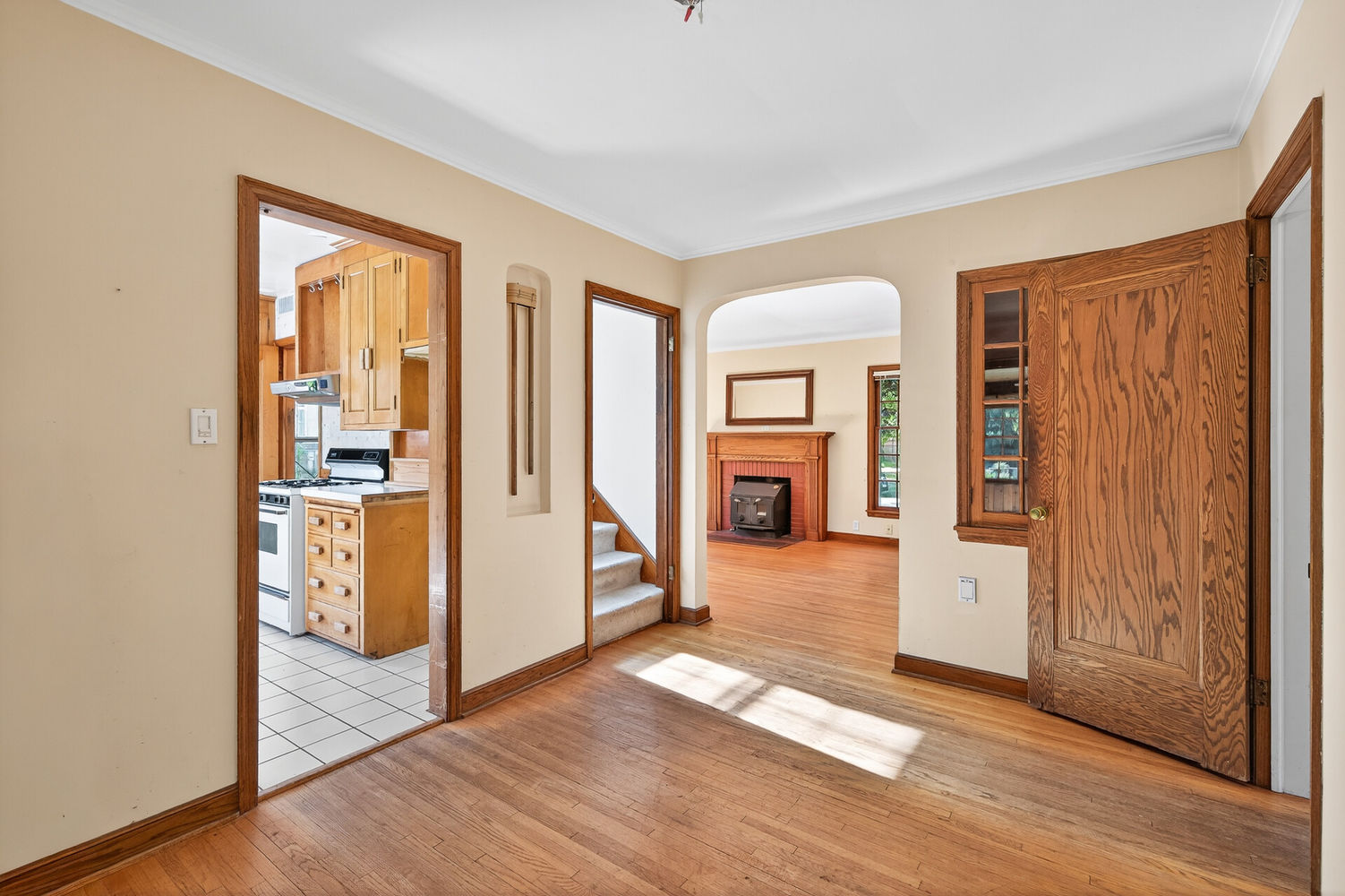 12_3349_45th_Ave_S12_mls