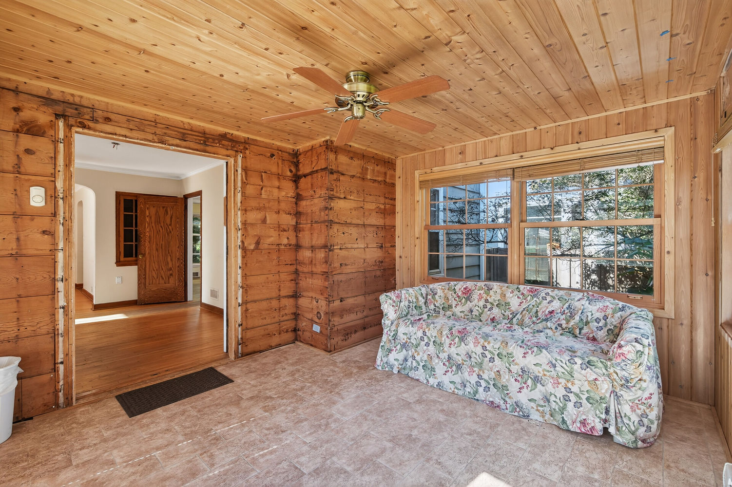 15_3349_45th_Ave_S15_mls