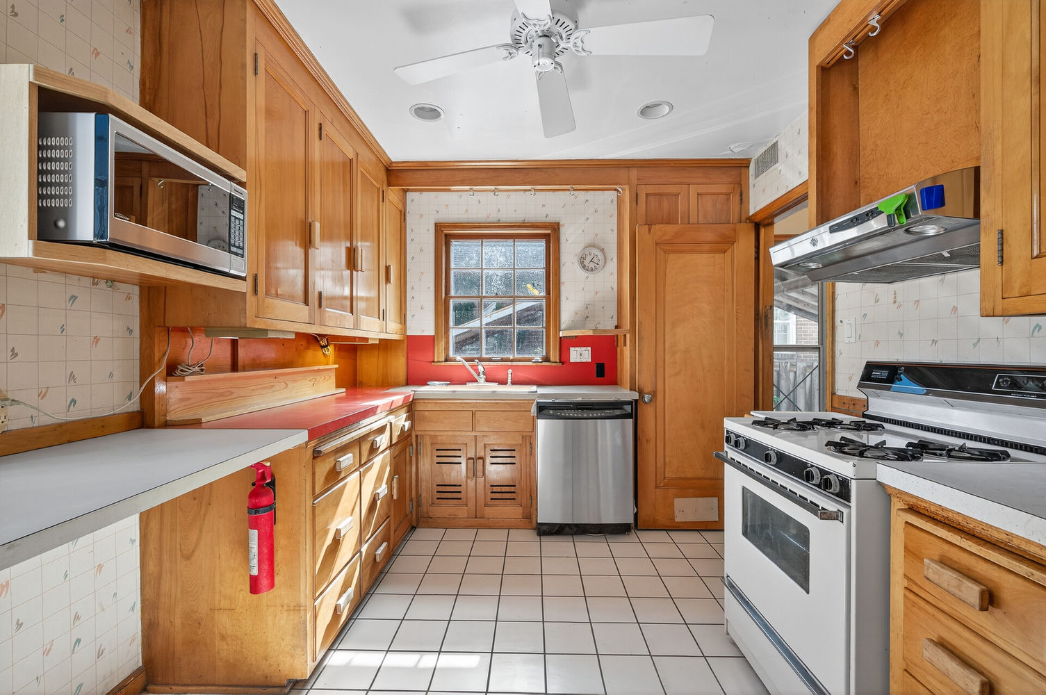 17_3349_45th_Ave_S17_mls