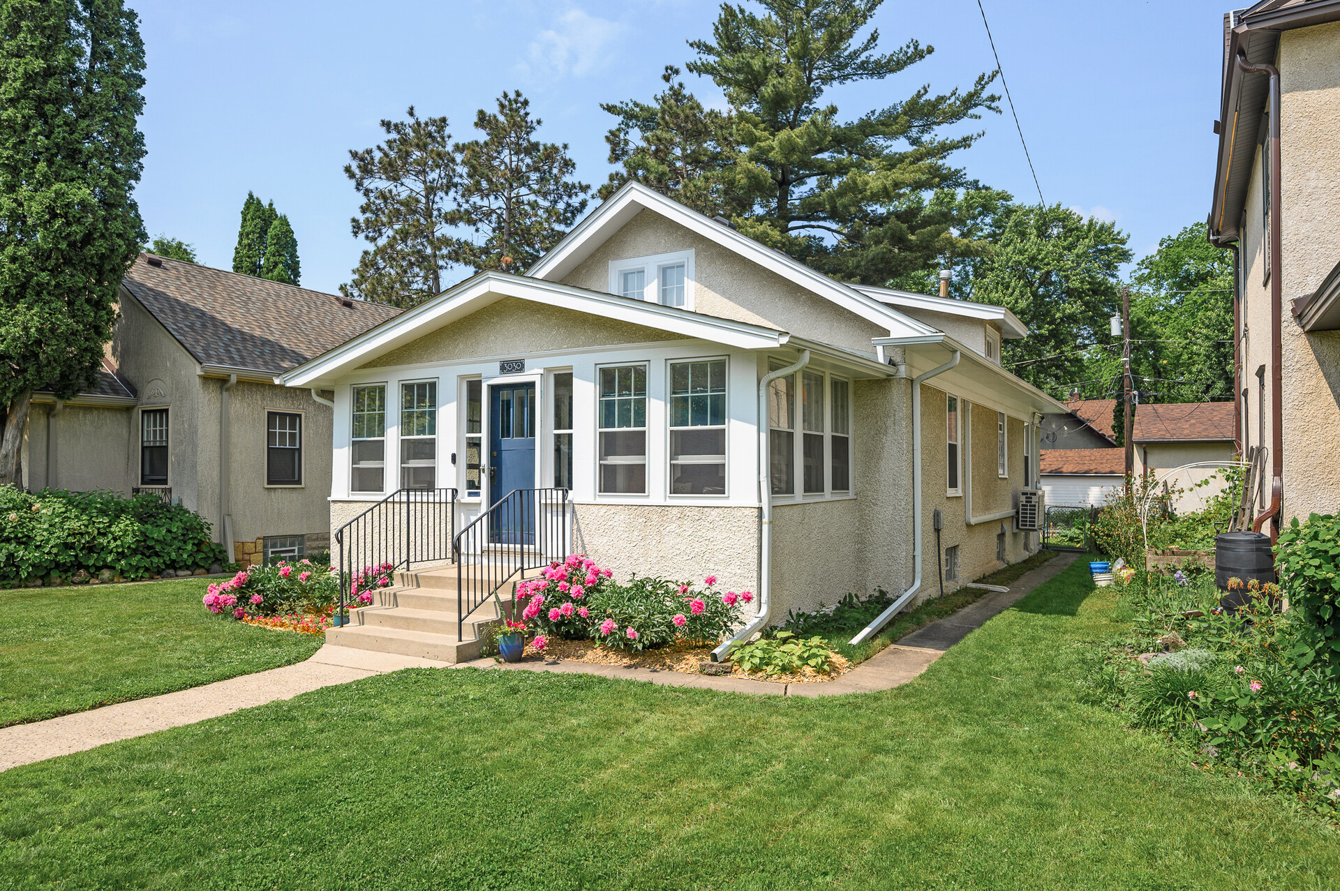 01_3030_38th_Ave_S1_mls