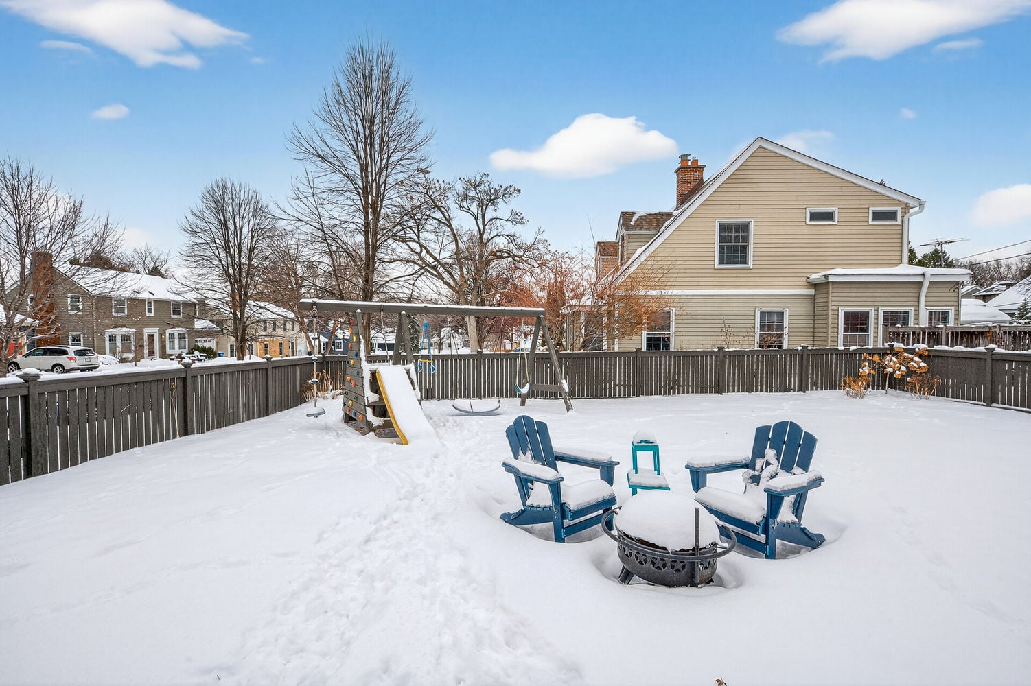 39_1885_Eleanor_Ave39_mls