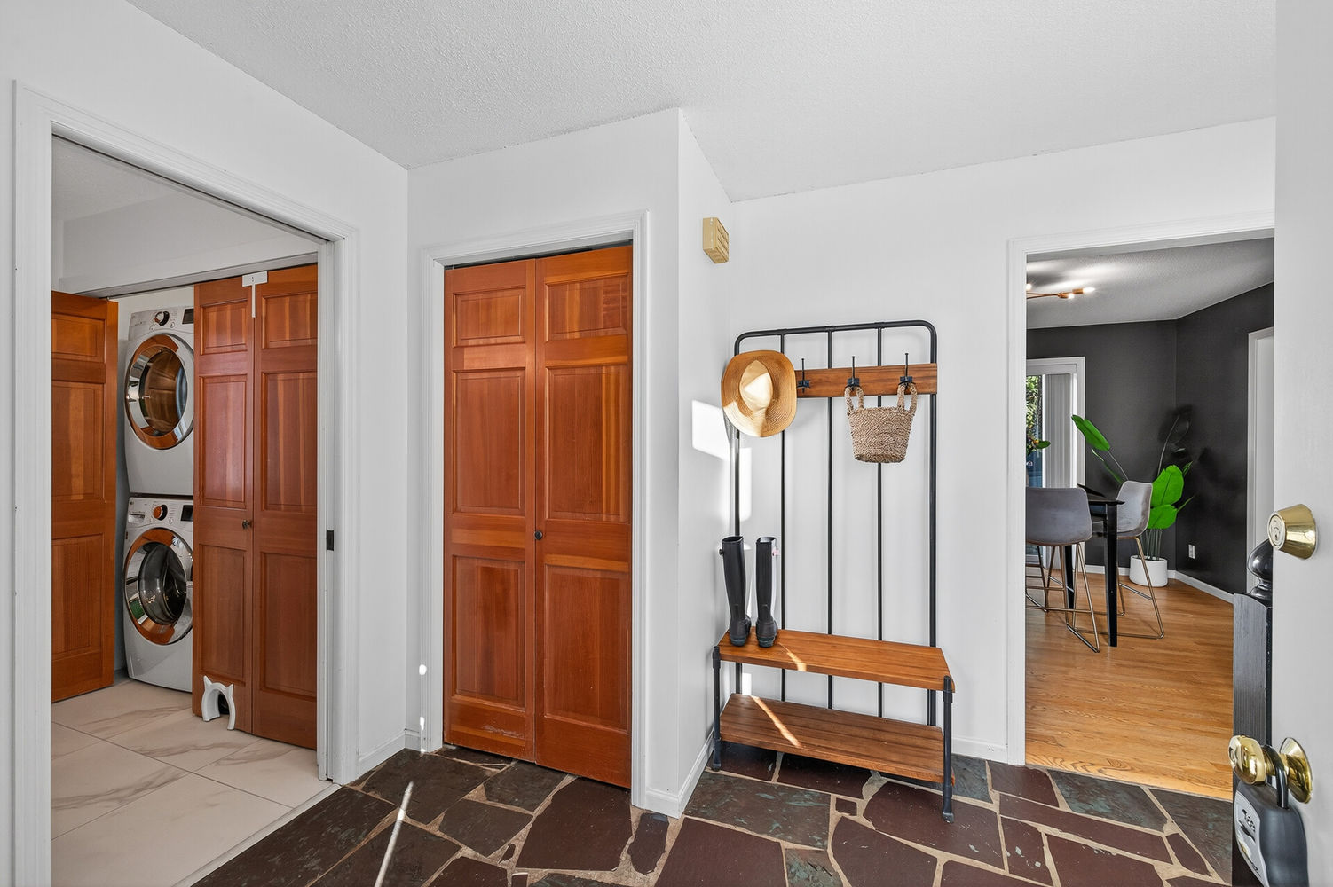 06_383_Tessier_Cir6_mls