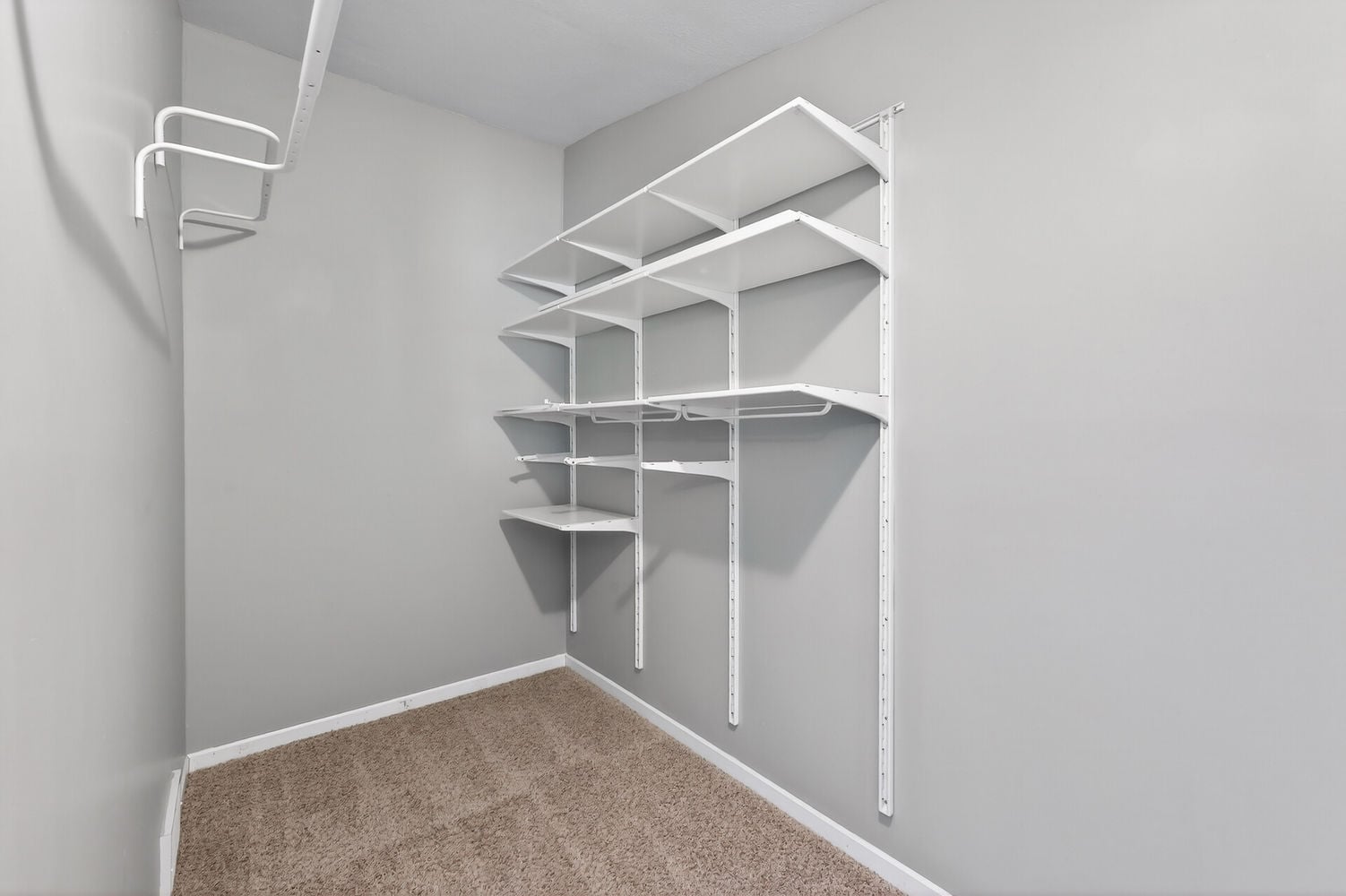 26_3809_Deercliff_Ct26_mls