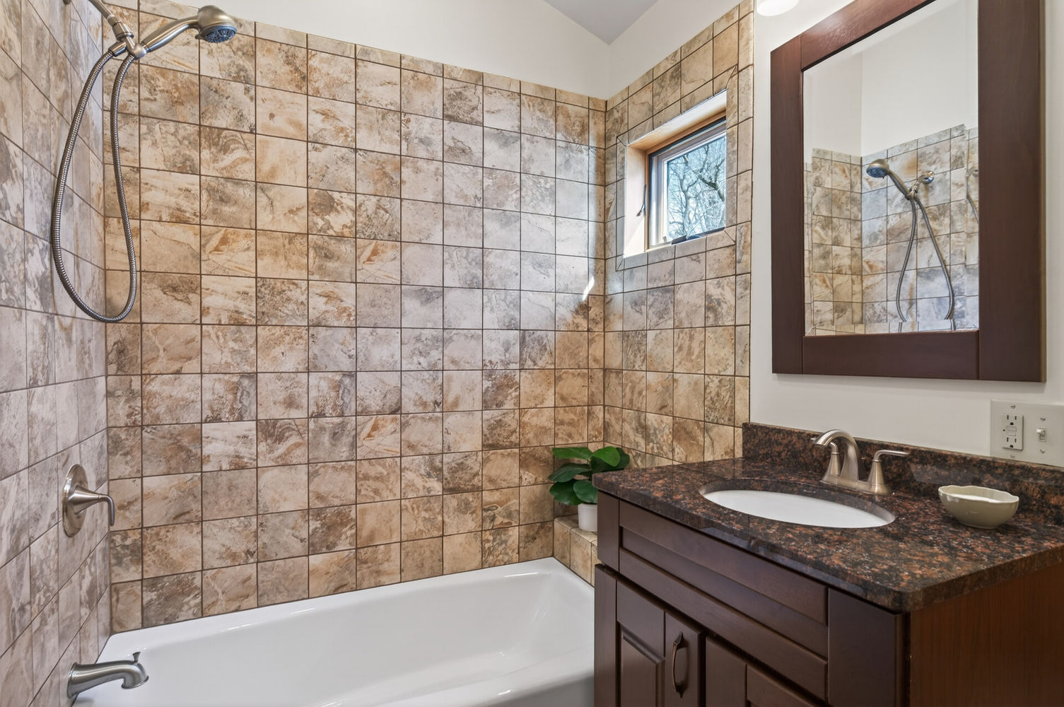 29_1751_Beechwood_Ave29_mls