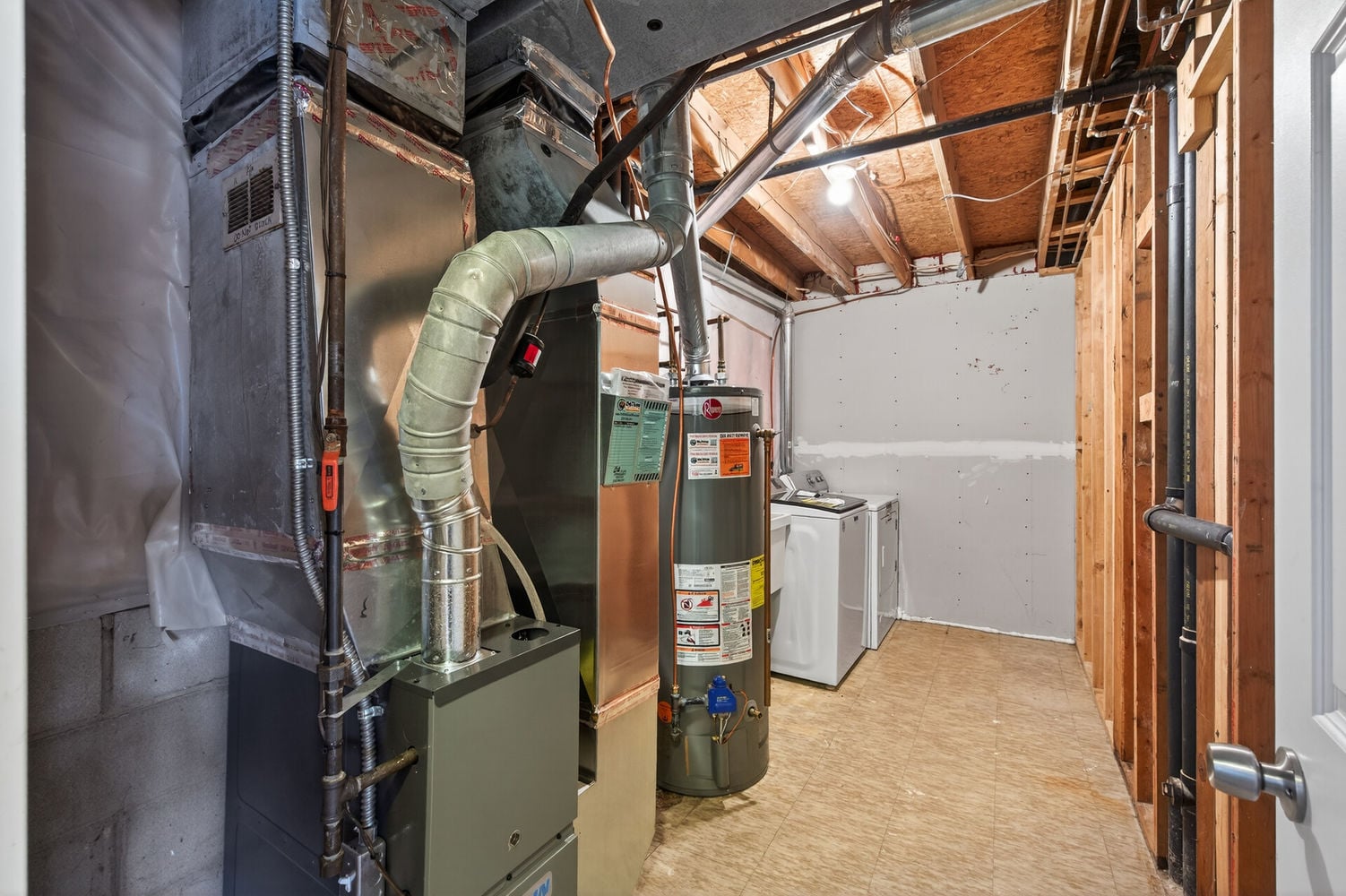 37_3809_Deercliff_Ct37_mls