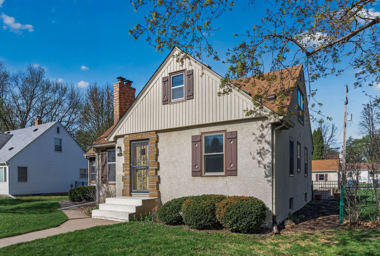 01_3014_Stinson_Blvd1_mls