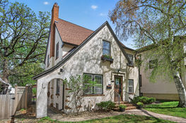 02_2103_Saint_Clair_Ave2_mls